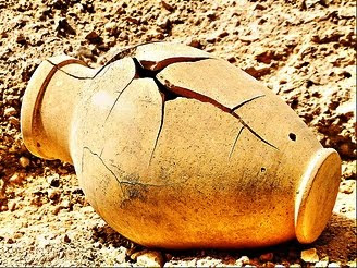 Folks, Listen!: Embracing Brokenness